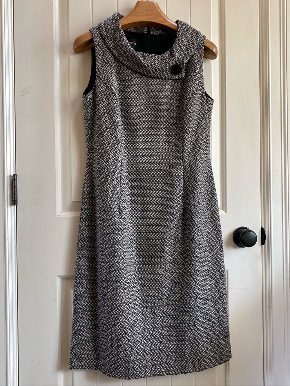 Donna Ricco Textured Gray Sleeveless Sheath Dress Sz 8